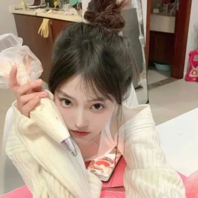 美女荒野逃亡